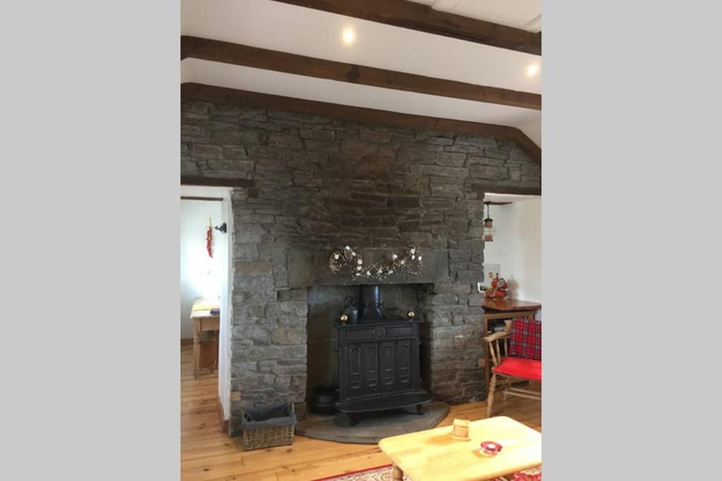 Red Stonecutters Cottage, Doolin Carrowauff Eksteriør bilde