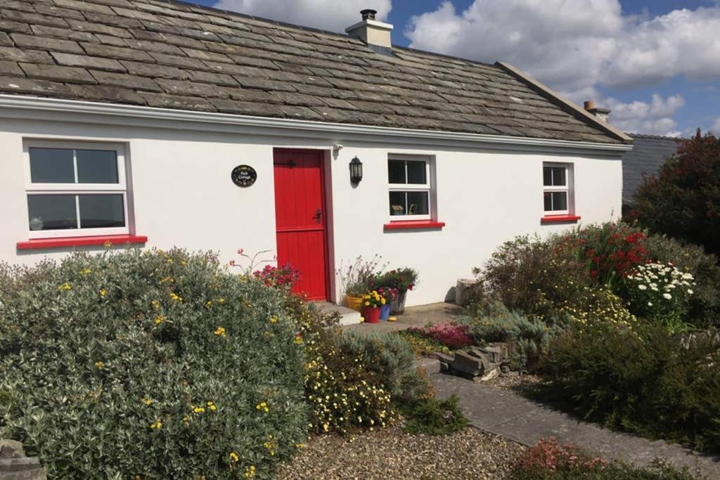 Red Stonecutters Cottage, Doolin Carrowauff Eksteriør bilde
