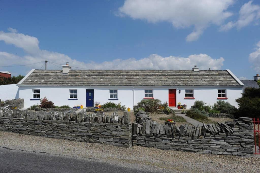 Red Stonecutters Cottage, Doolin Carrowauff Eksteriør bilde