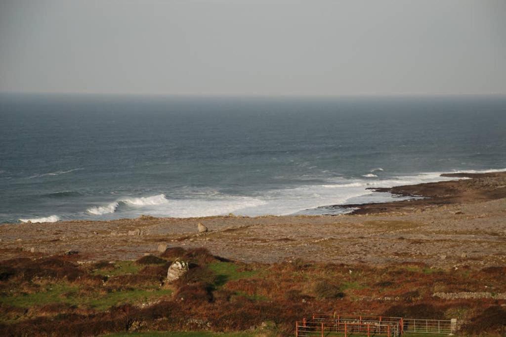 Red Stonecutters Cottage, Doolin Carrowauff Eksteriør bilde